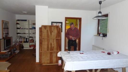 Unser Tisch ist abgebaut, der Tisch unserer Nachmieterin schon aufgebaut