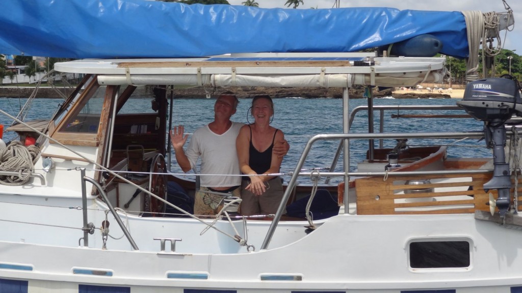 Abschied von Iris und Robert, mit denen ich schon über den Atlantik gesegelt bin und auch in Salvador eine schöne Zeit gehabt habe.